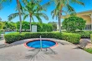 2240 NE 37th Rd Homestead, FL 33033