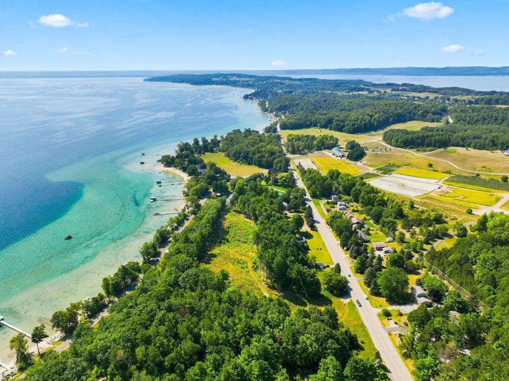 Bluff Road Peninsula Township, MI 49686