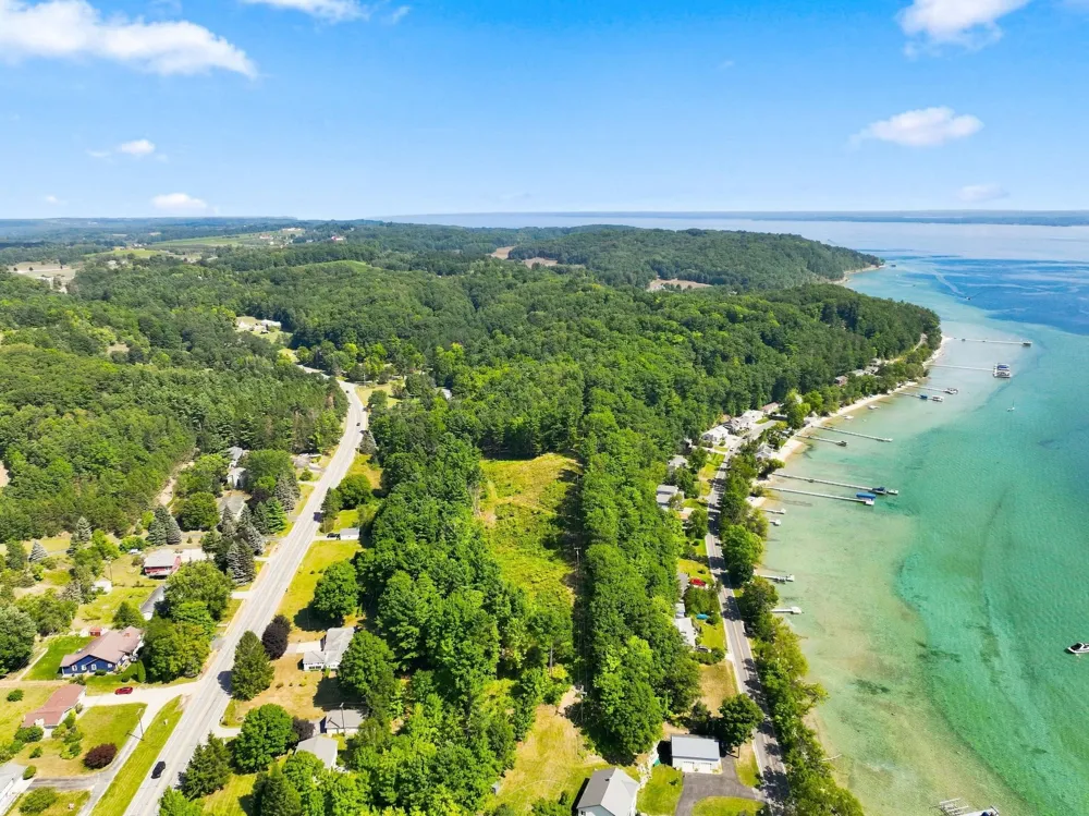 Bluff Road Peninsula Township, MI 49686