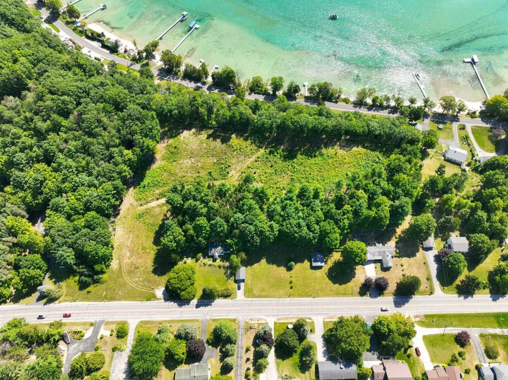 Bluff Road Peninsula Township, MI 49686