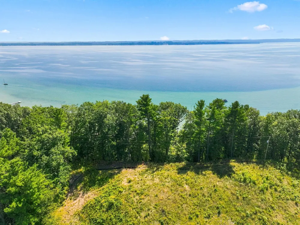 Bluff Road Peninsula Township, MI 49686