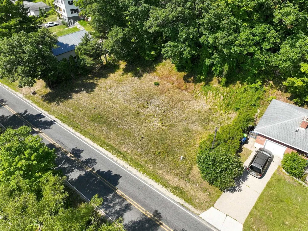 Bluff Road Peninsula Township, MI 49686