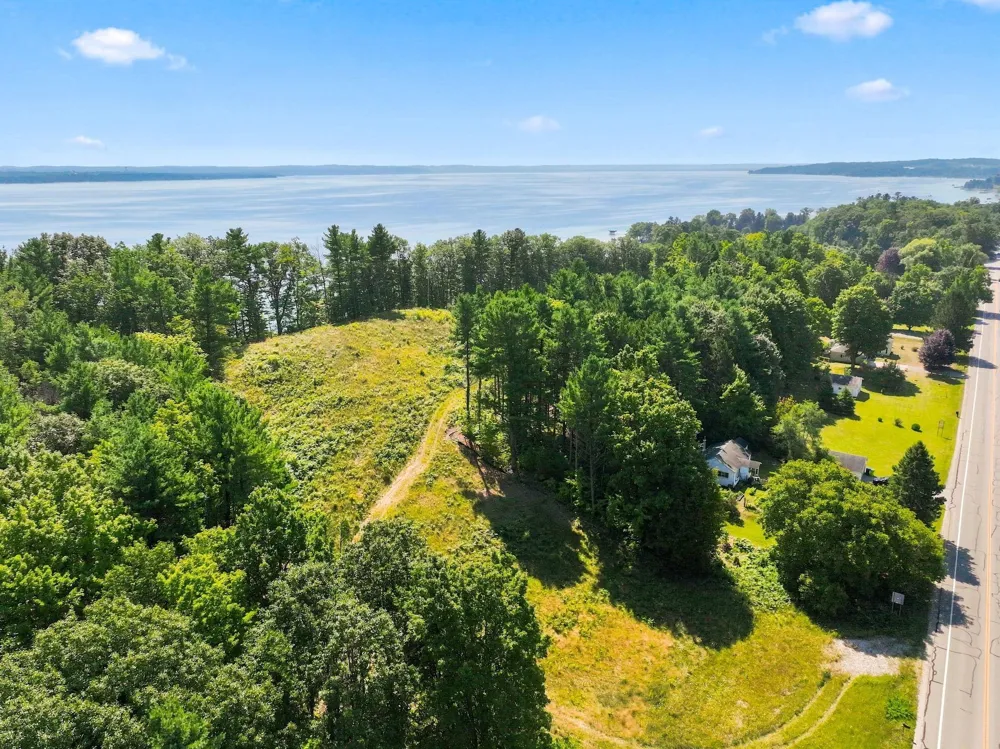 Bluff Road Peninsula Township, MI 49686
