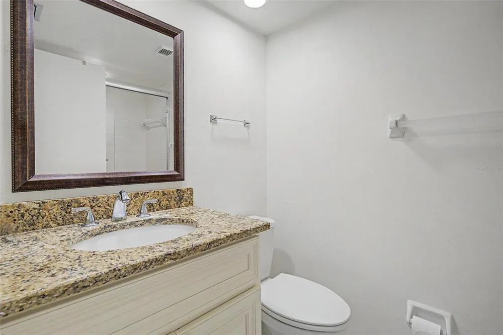 2700 BAYSHORE BOULEVARD #11202 Dunedin, FL 34698