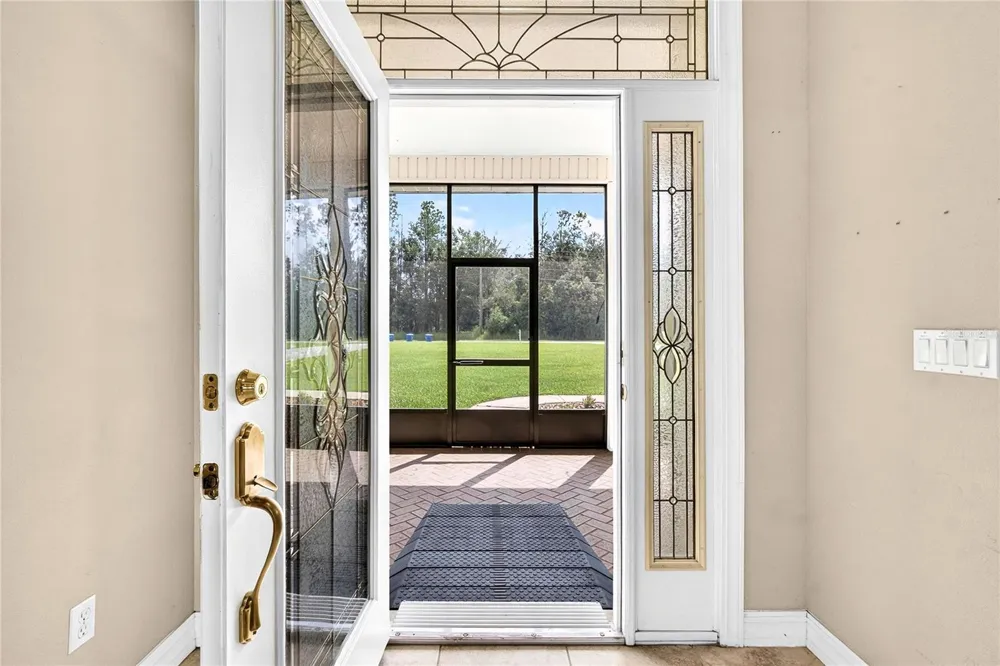 13975 MCINTOSH ROAD Thonotosassa, FL 33592