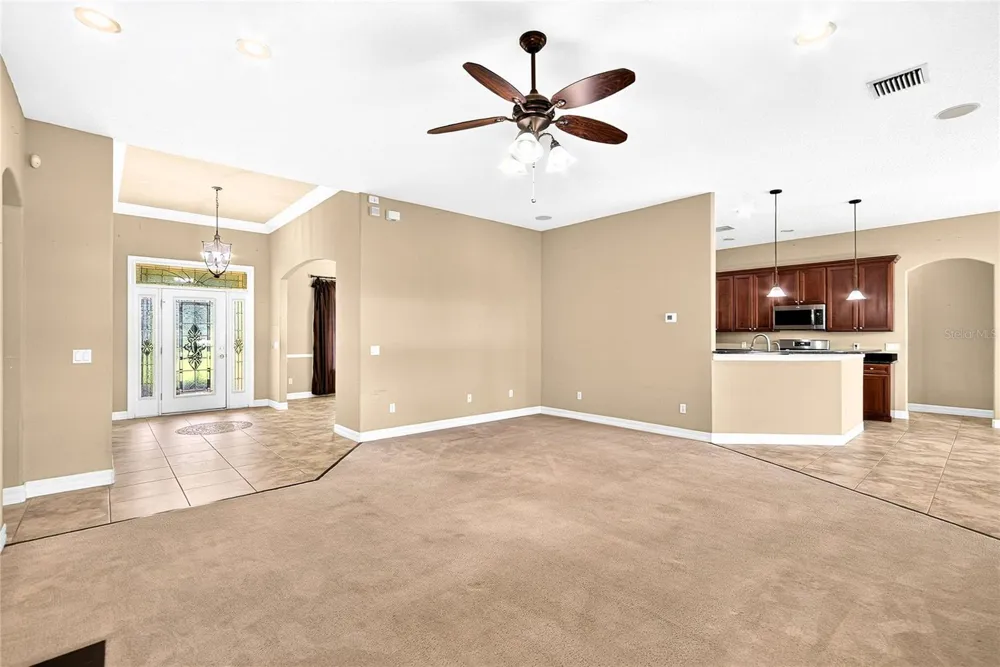 13975 MCINTOSH ROAD Thonotosassa, FL 33592