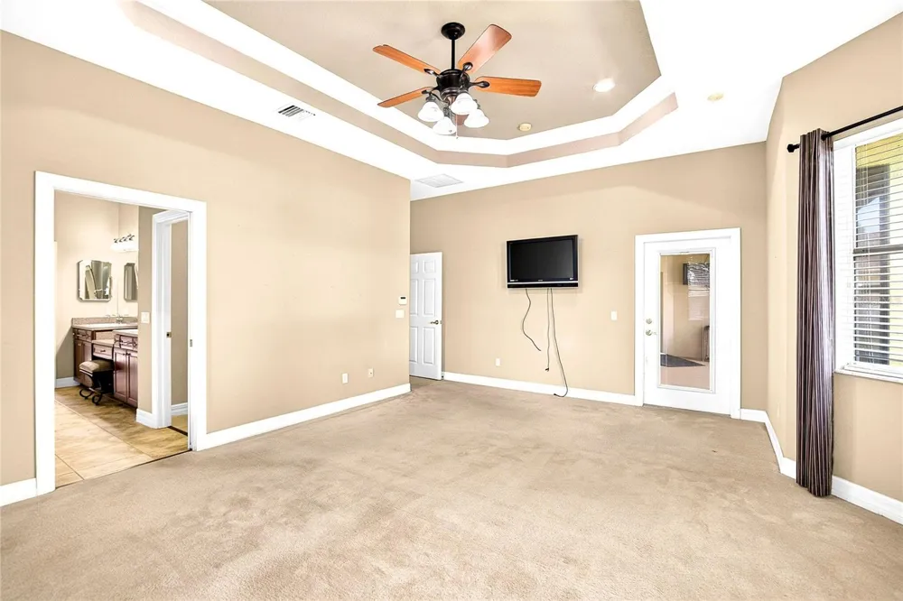 13975 MCINTOSH ROAD Thonotosassa, FL 33592