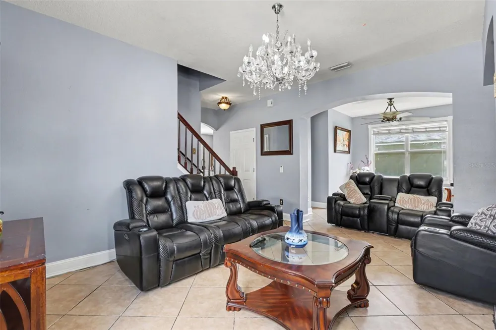 8910 BRIDGEFORD OAKS DRIVE Temple Terrace, FL 33637