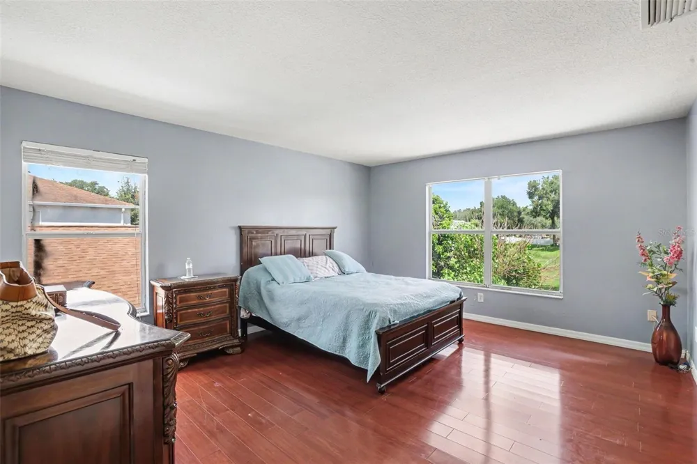 8910 BRIDGEFORD OAKS DRIVE Temple Terrace, FL 33637