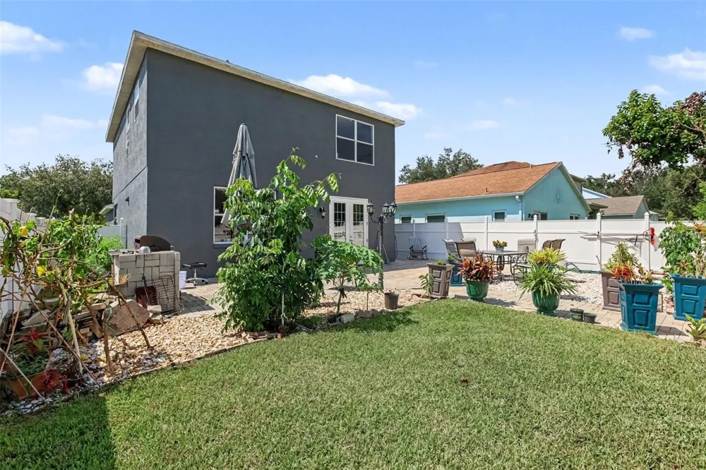 8910 BRIDGEFORD OAKS DRIVE Temple Terrace, FL 33637