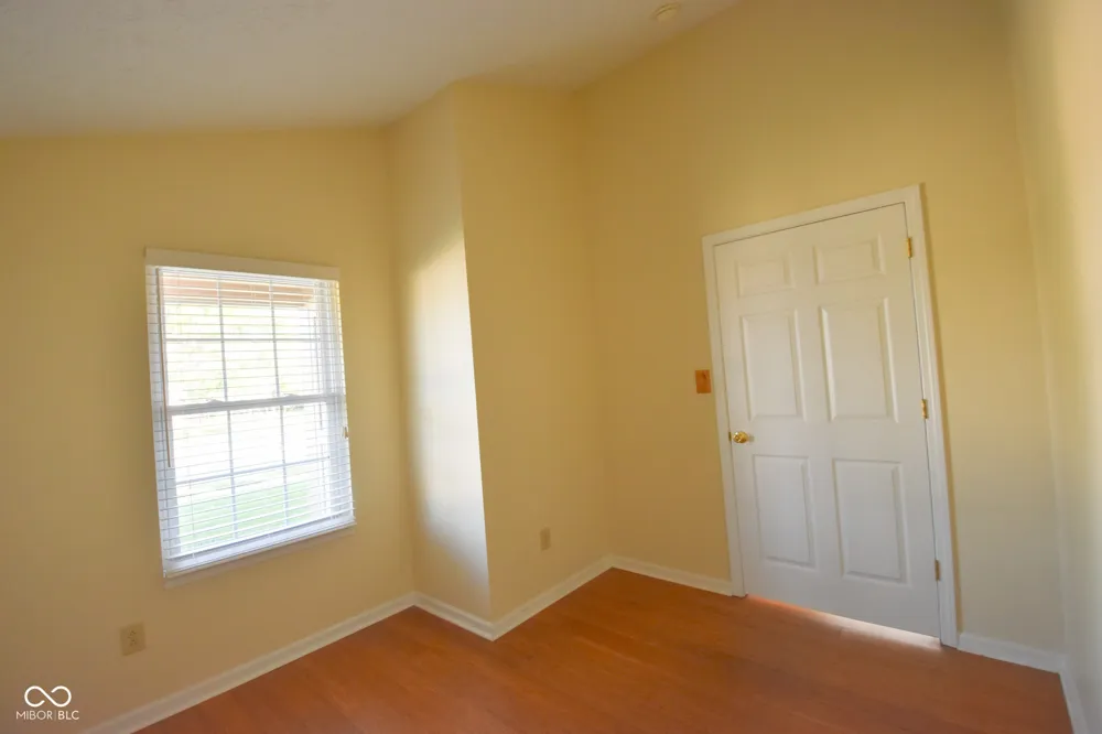 1295 Worcester Way Greenfield, IN 46140