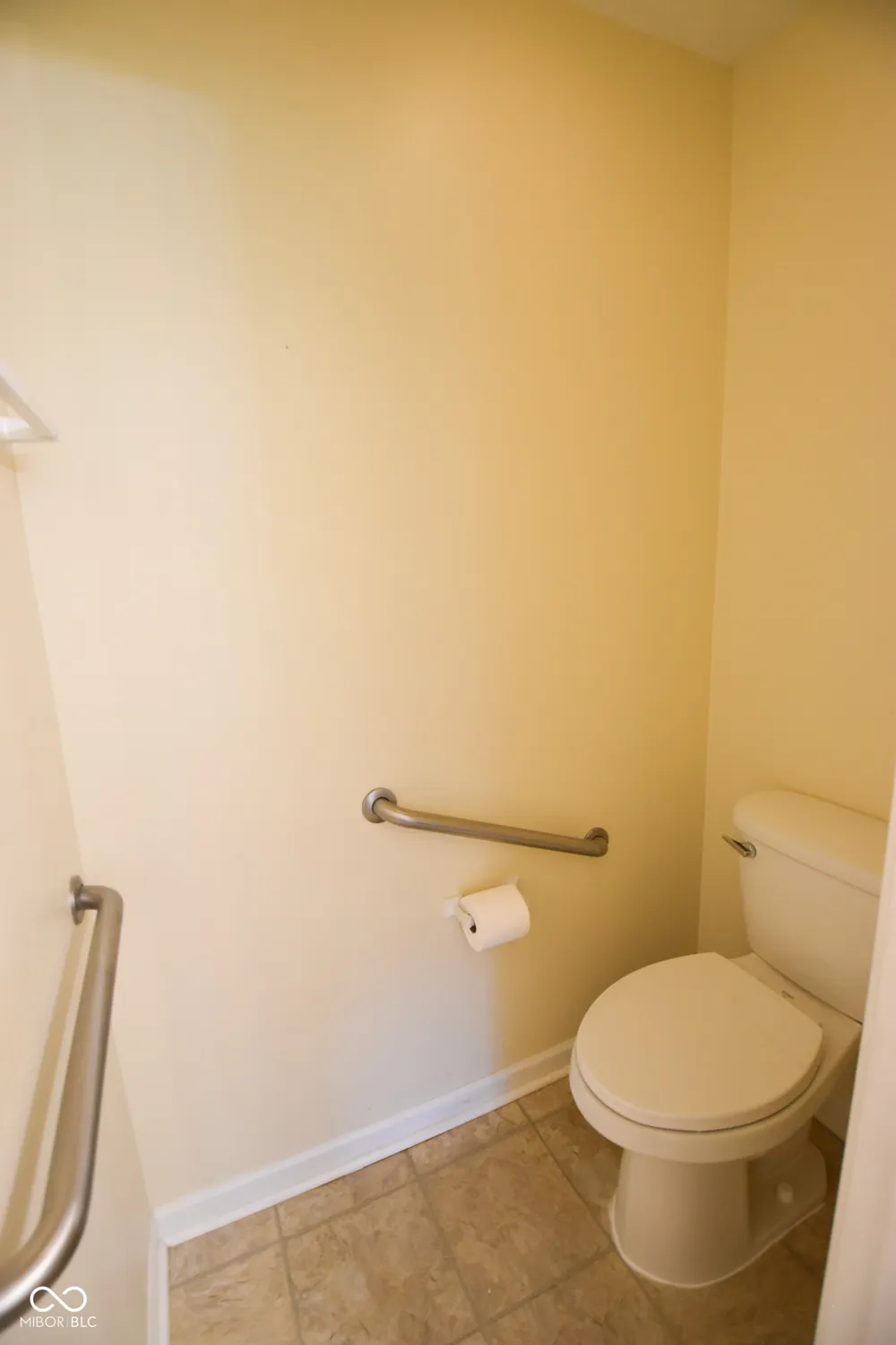 1295 Worcester Way Greenfield, IN 46140