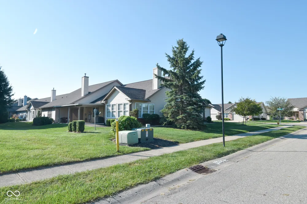 1295 Worcester Way Greenfield, IN 46140