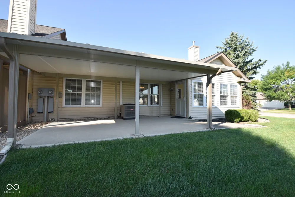 1295 Worcester Way Greenfield, IN 46140