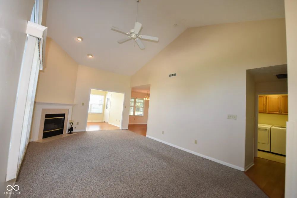 1295 Worcester Way Greenfield, IN 46140