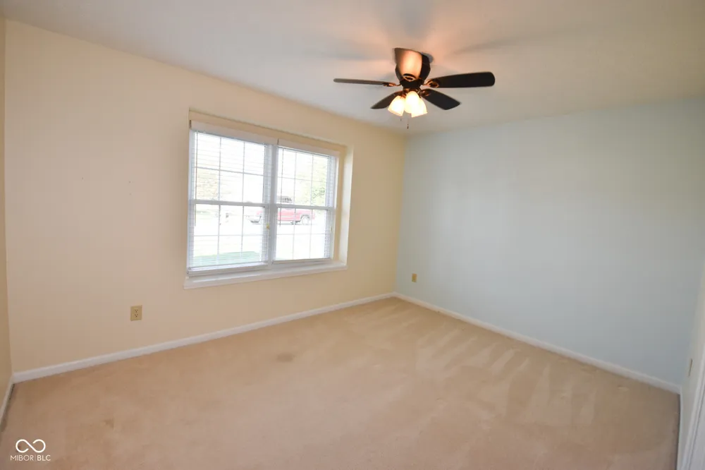 1295 Worcester Way Greenfield, IN 46140