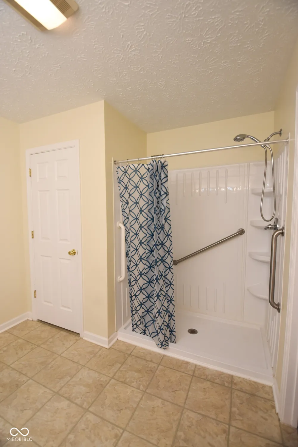 1295 Worcester Way Greenfield, IN 46140