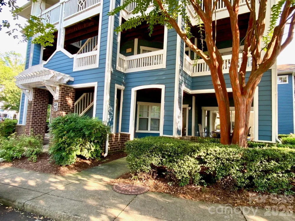 417 Olmsted Park Place #B Charlotte, NC 28203