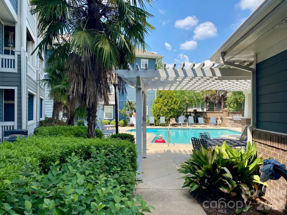 417 Olmsted Park Place #B Charlotte, NC 28203