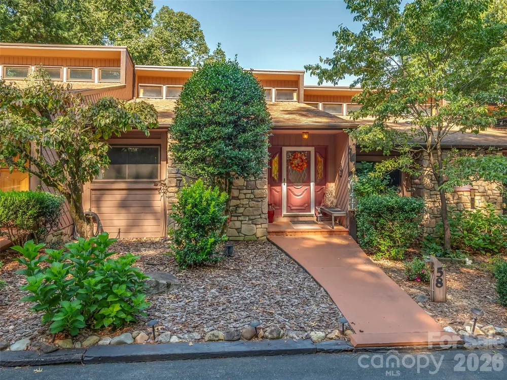 58 Timbertop Lane Etowah, NC 28729