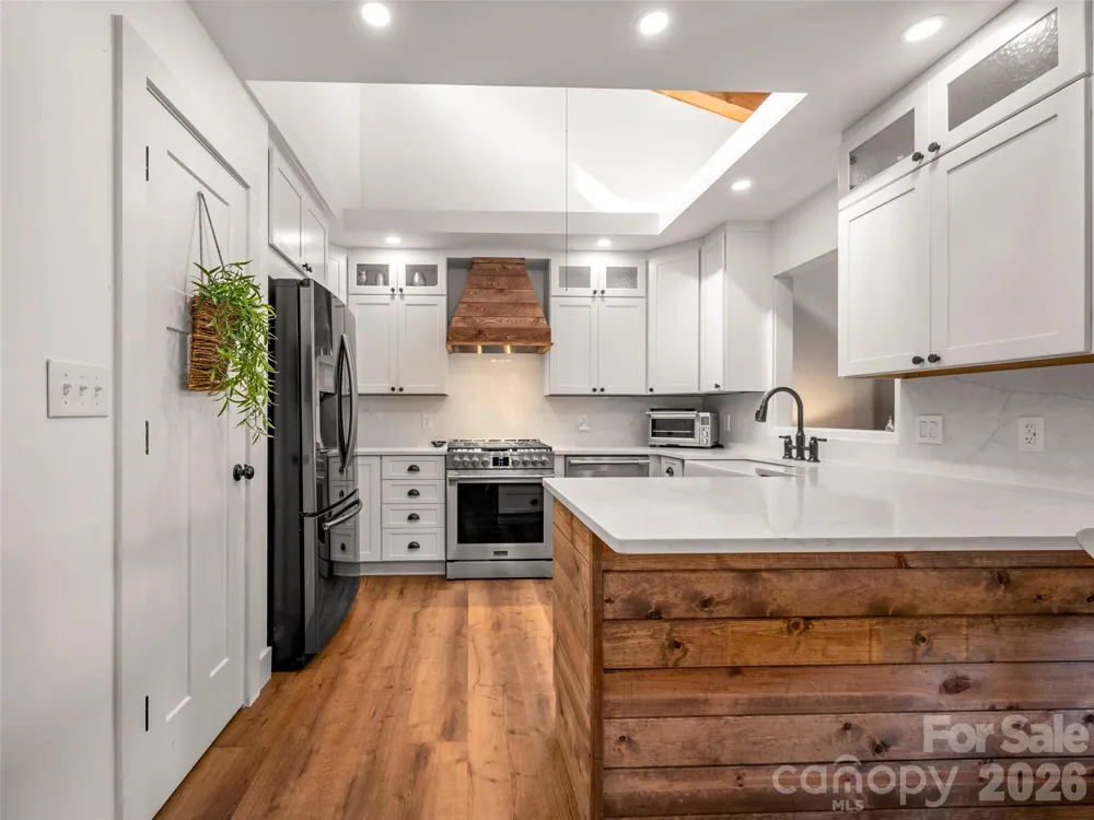 58 Timbertop Lane Etowah, NC 28729