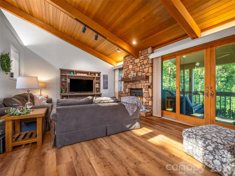 58 Timbertop Lane Etowah, NC 28729