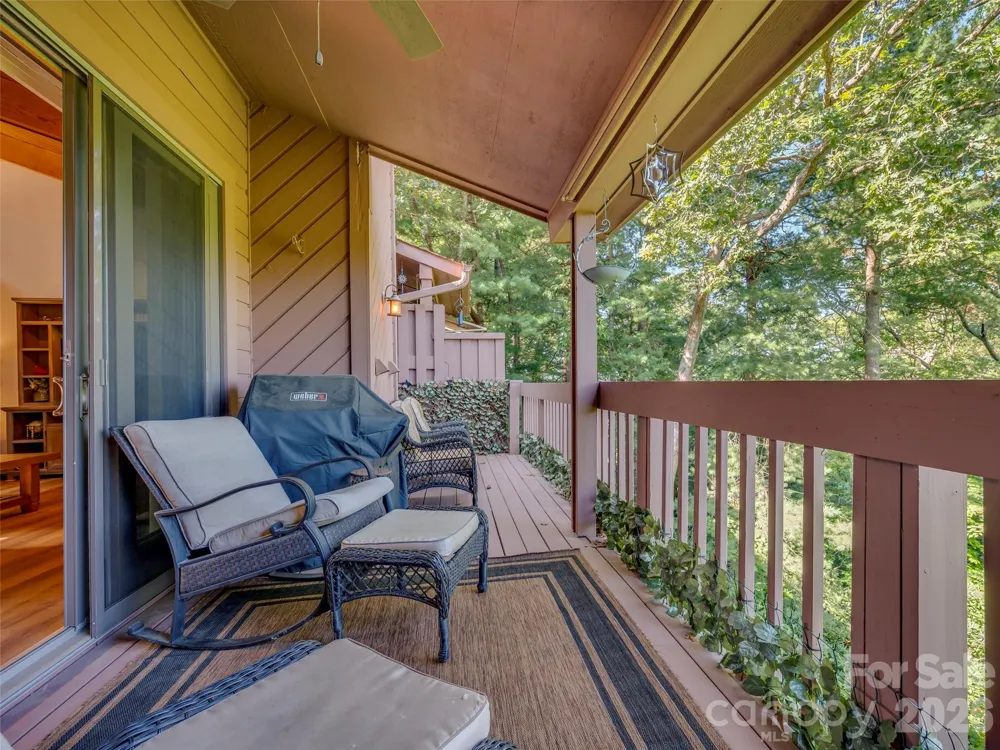 58 Timbertop Lane Etowah, NC 28729