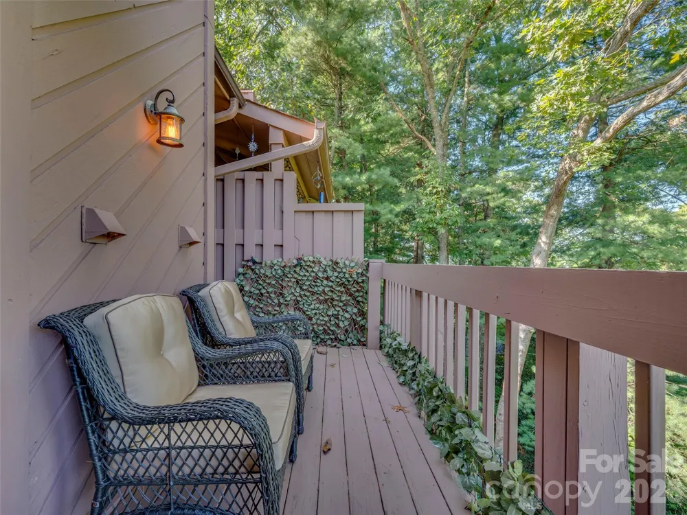 58 Timbertop Lane Etowah, NC 28729