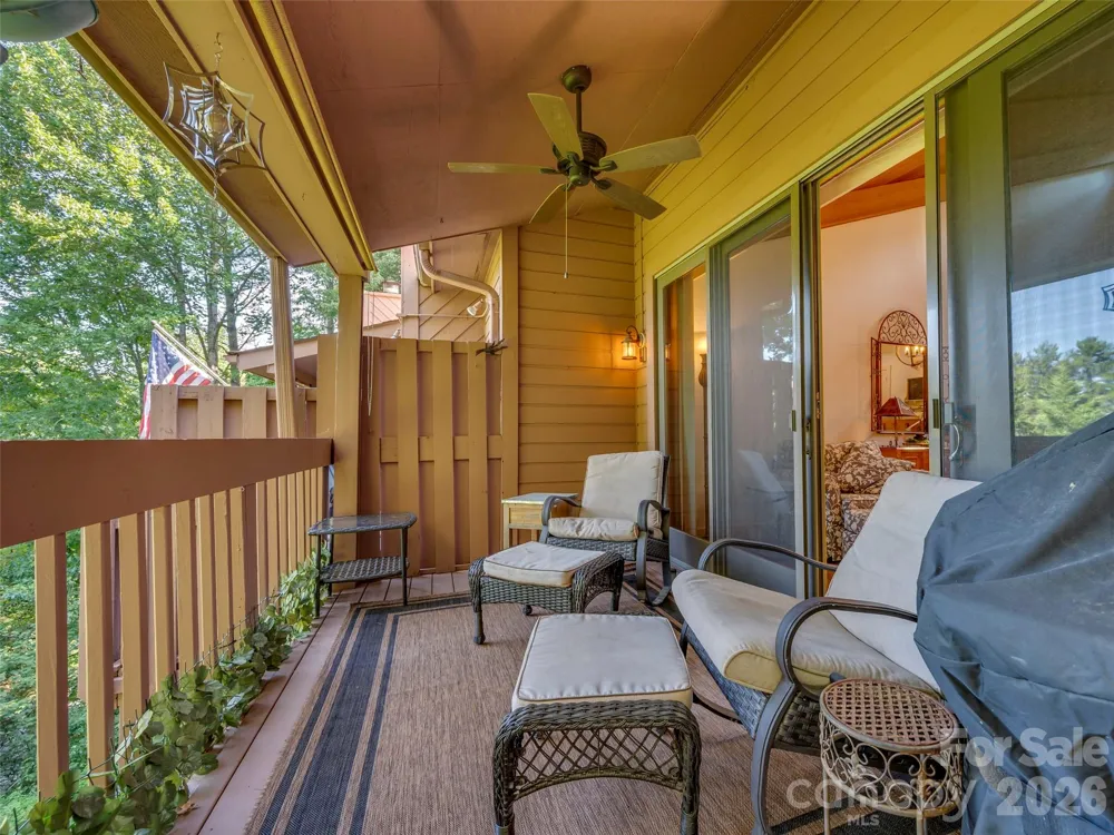 58 Timbertop Lane Etowah, NC 28729