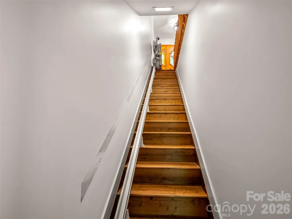 58 Timbertop Lane Etowah, NC 28729