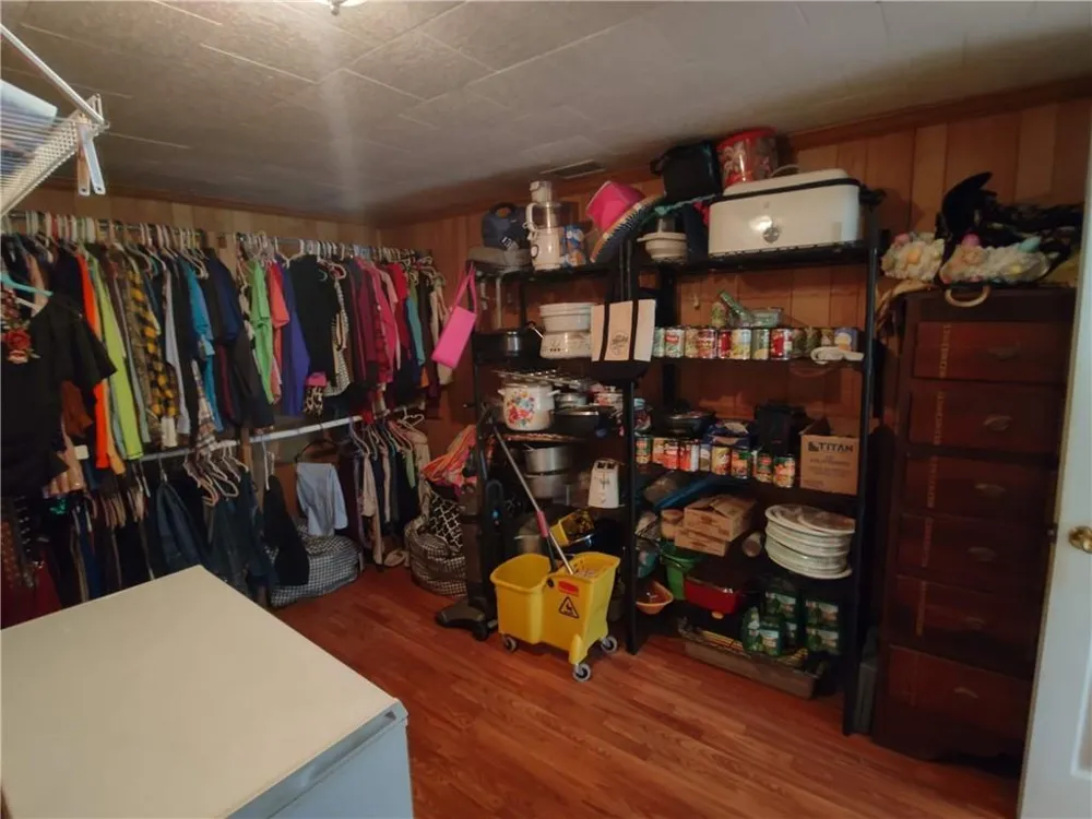 940 County Road 387 Cedar Bluff, AL 35959