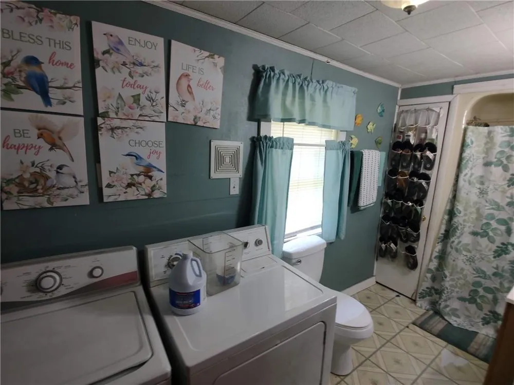 940 County Road 387 Cedar Bluff, AL 35959