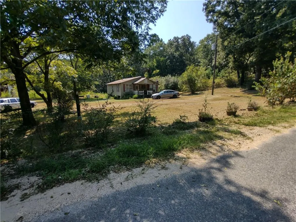 940 County Road 387 Cedar Bluff, AL 35959