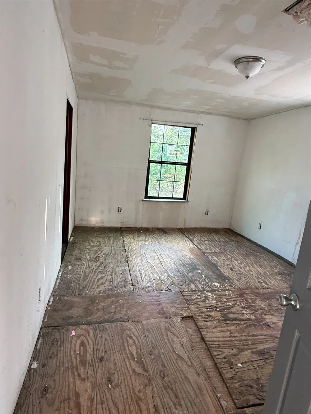 1115 S Concho Street Coleman, TX 76834