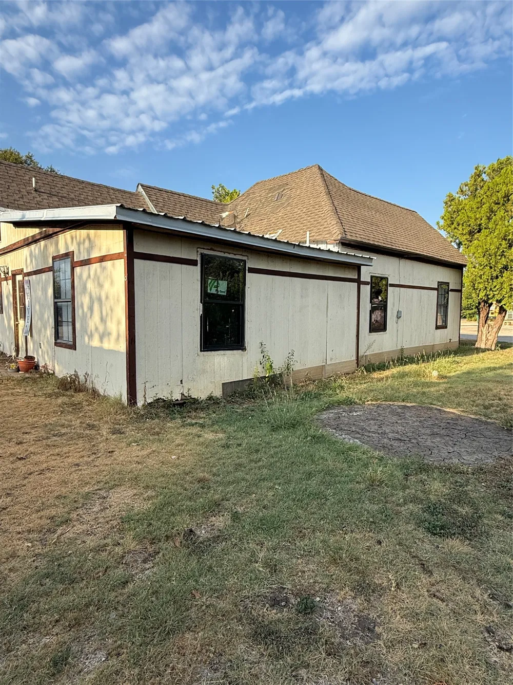 1115 S Concho Street Coleman, TX 76834
