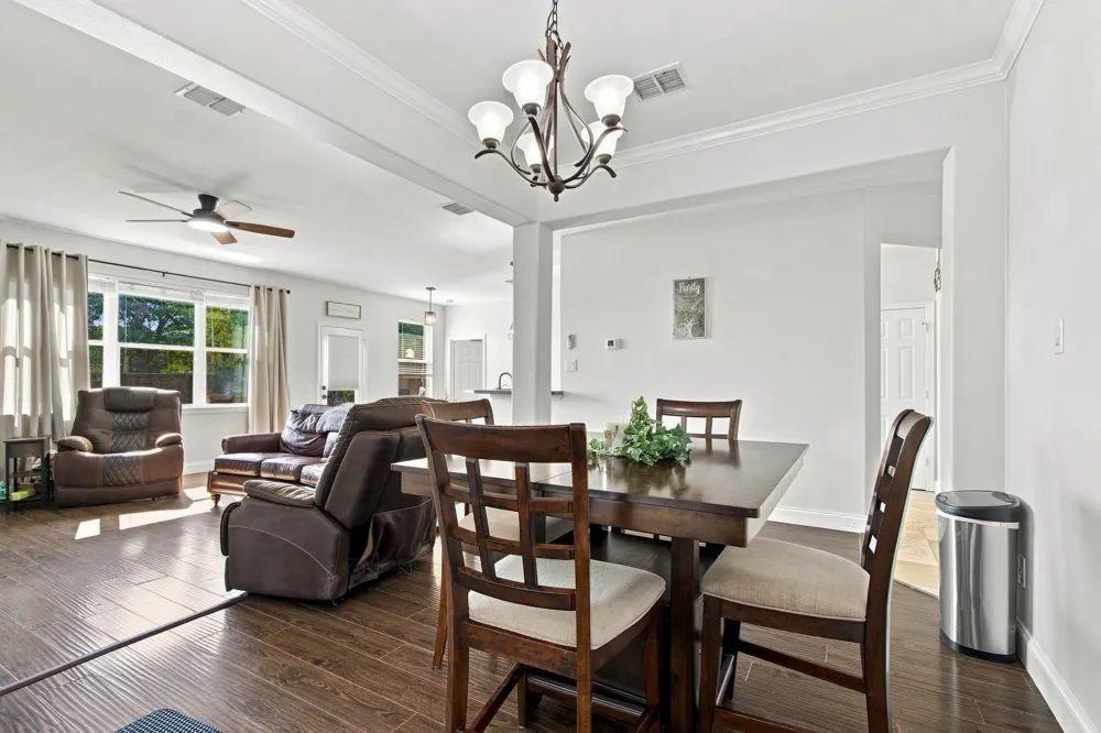 632 Montgomery Drive Lake Dallas, TX 75065