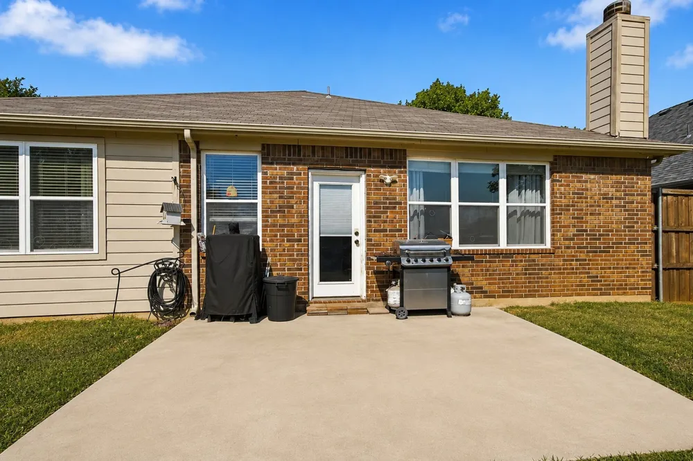 632 Montgomery Drive Lake Dallas, TX 75065