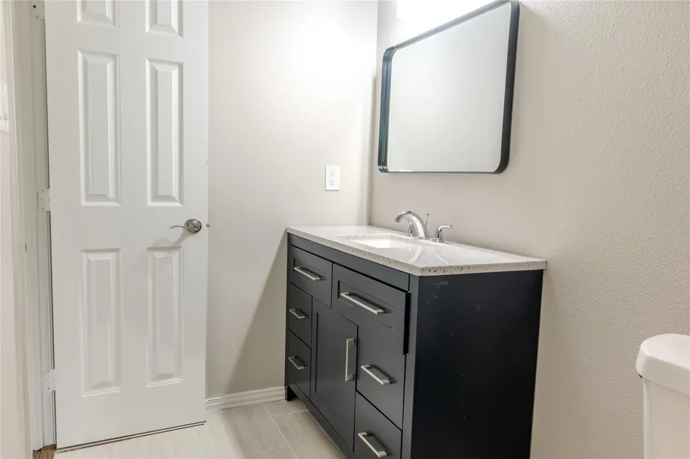 729 Planters Street Emory, TX 75440