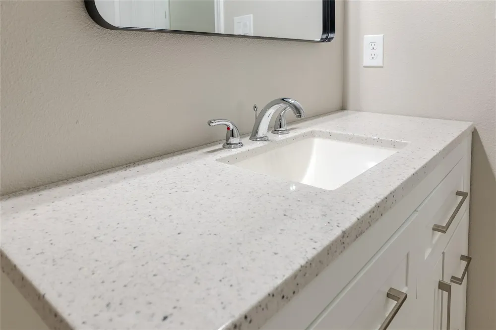 729 Planters Street Emory, TX 75440