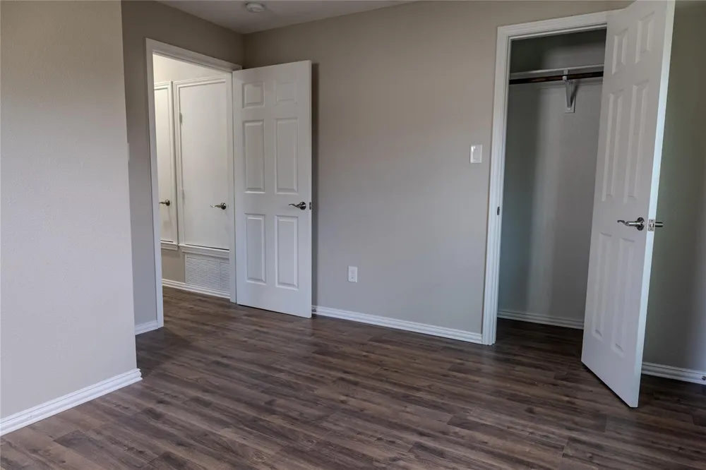 729 Planters Street Emory, TX 75440
