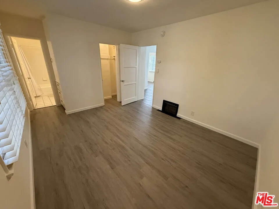 1846 Pandora Avenue Los Angeles, CA 90025