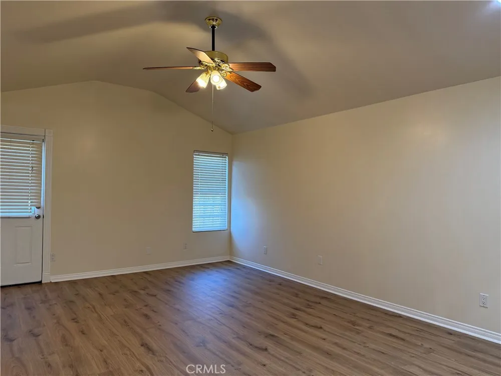 351 S 2nd Upland, CA 91786