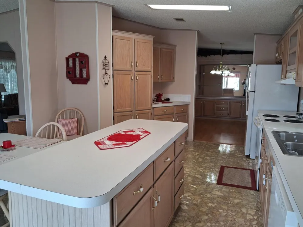 1555 SW 35 CIRCLE Okeechobee, FL 34974
