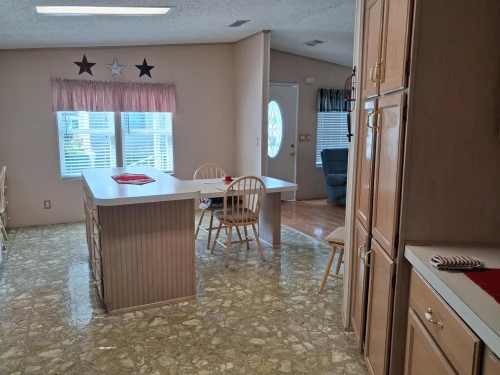 1555 SW 35 CIRCLE Okeechobee, FL 34974