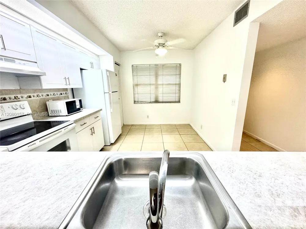 12850 SW 4th Ct #307 Pembroke Pines, FL 33027