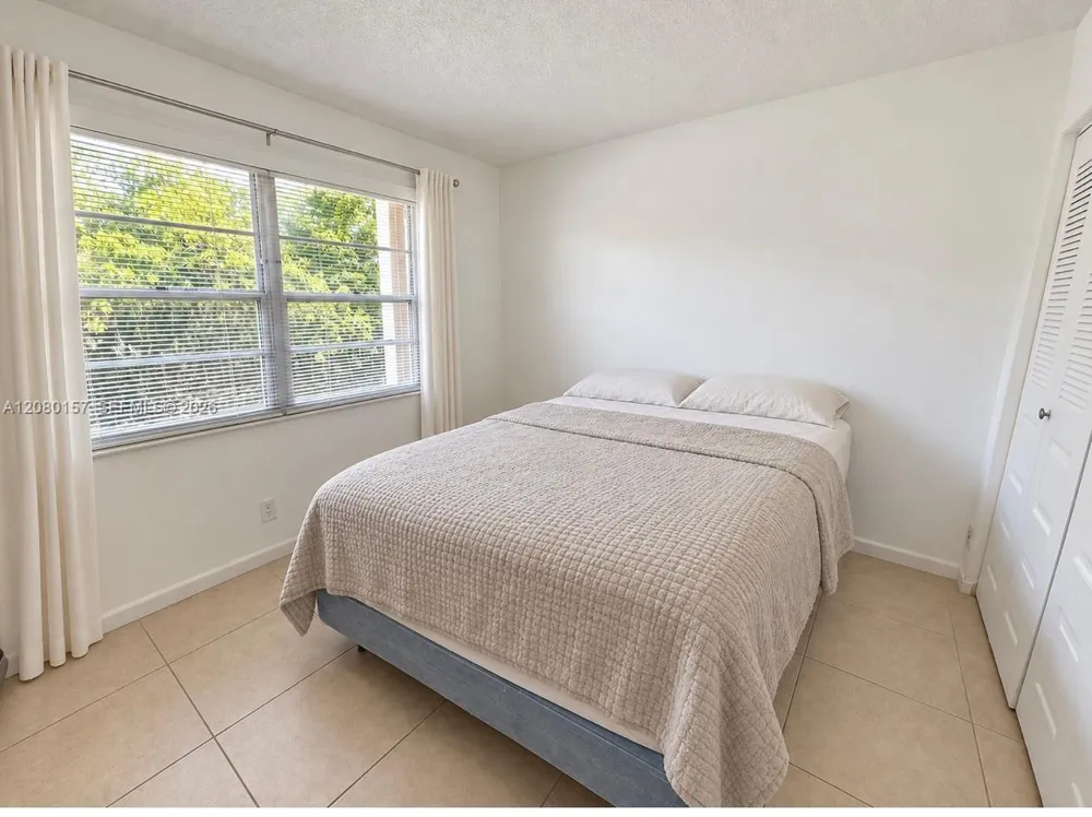 12850 SW 4th Ct #307 Pembroke Pines, FL 33027