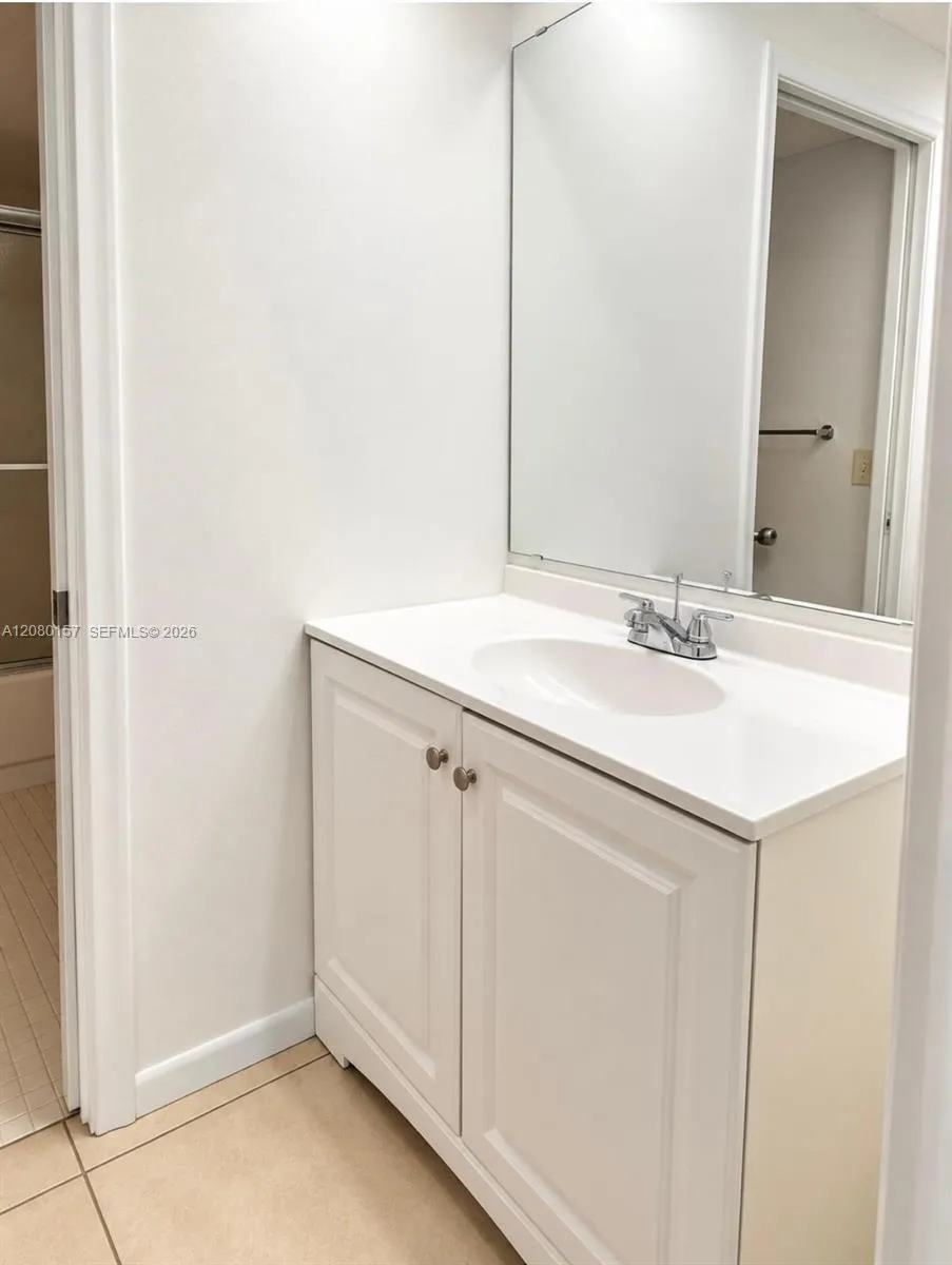 12850 SW 4th Ct #307 Pembroke Pines, FL 33027