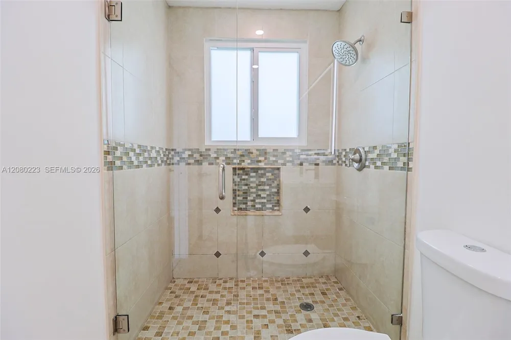 10262 SW 9th Ln Pembroke Pines, FL 33025
