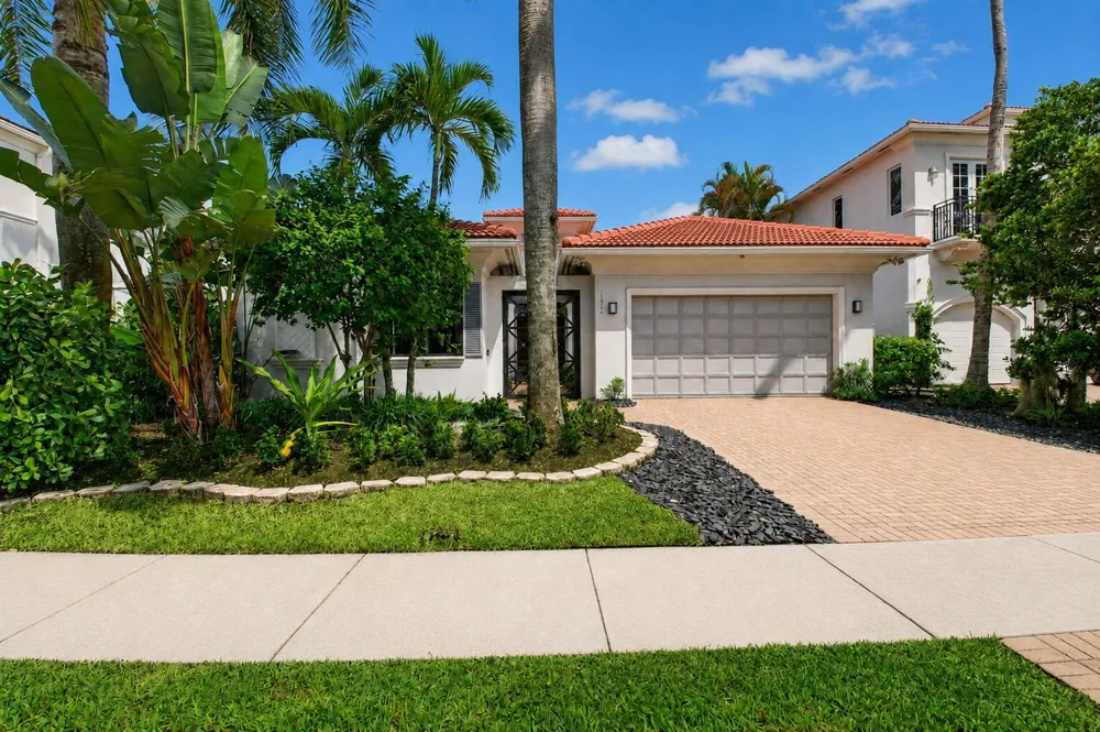 17944 Villa Club Way Boca Raton, FL 33496