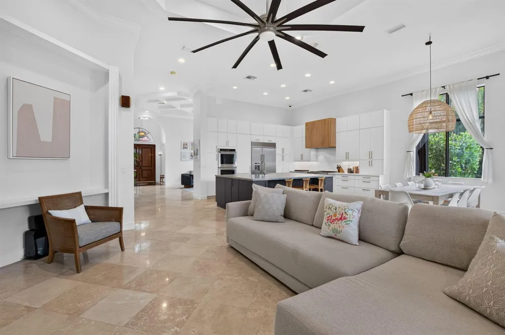 17944 Villa Club Way Boca Raton, FL 33496